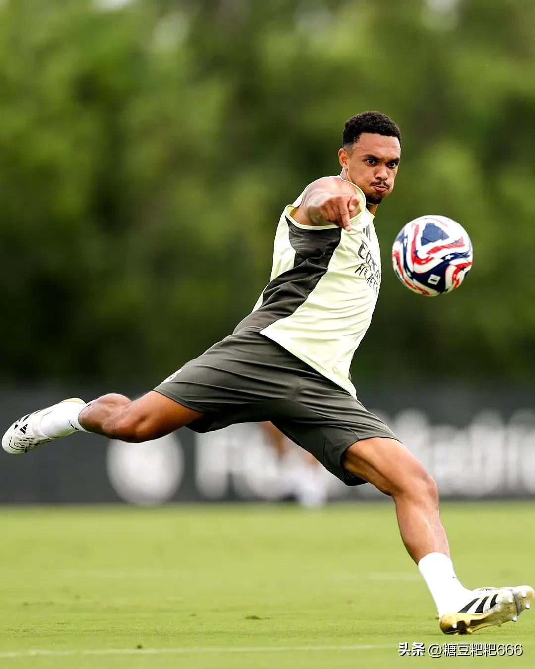 kaiyun-包含国际比赛日马赛备战意大利杯；防线松动细节曝光；悬念犹存；身体对抗强度拉满的词条-kaiyun