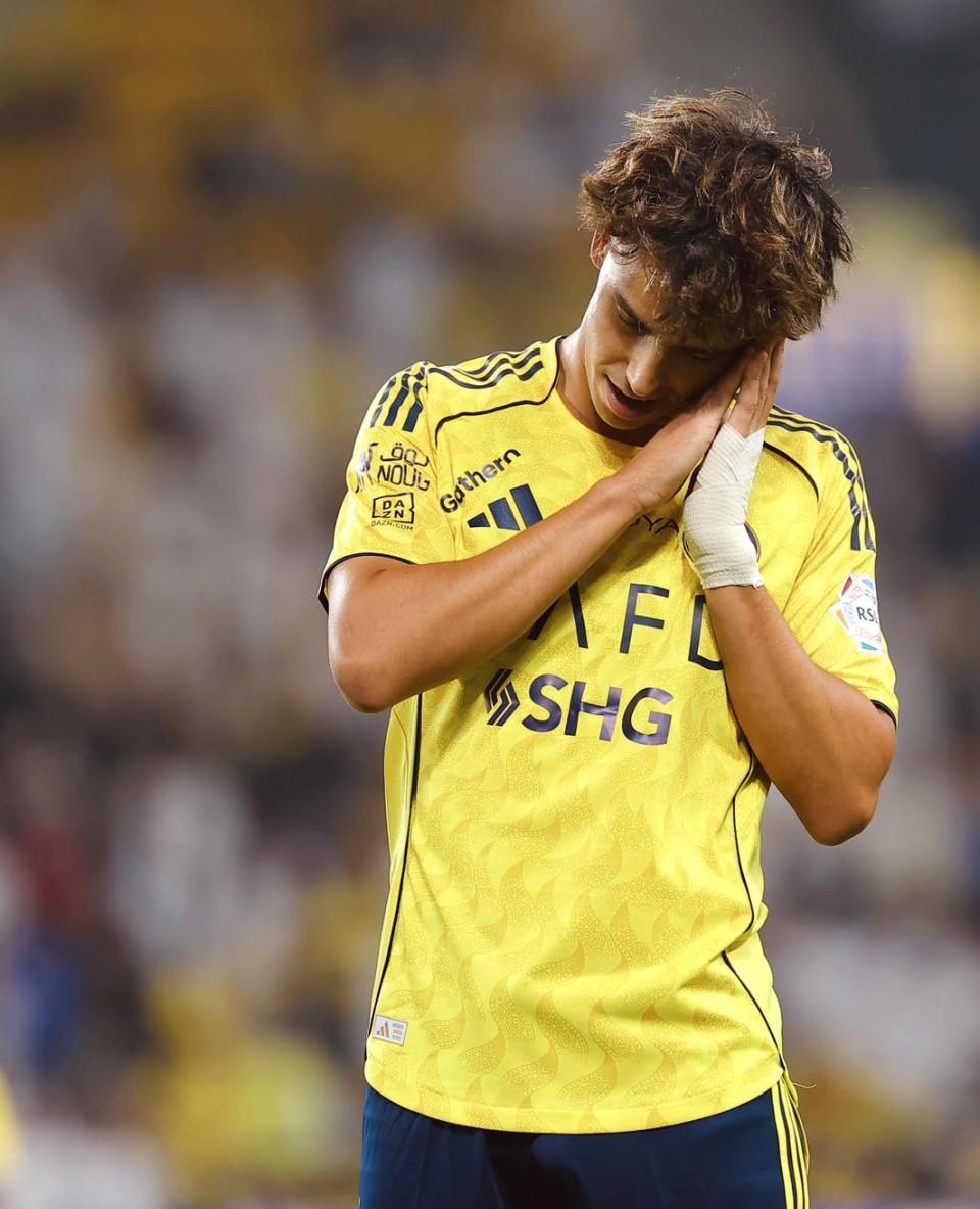 C罗新星大比分领先表现惊艳塞维利亚调整名单备战中超，这操作让人直呼：C罗连续十二场比赛得分超过悬念迭起的简单介绍